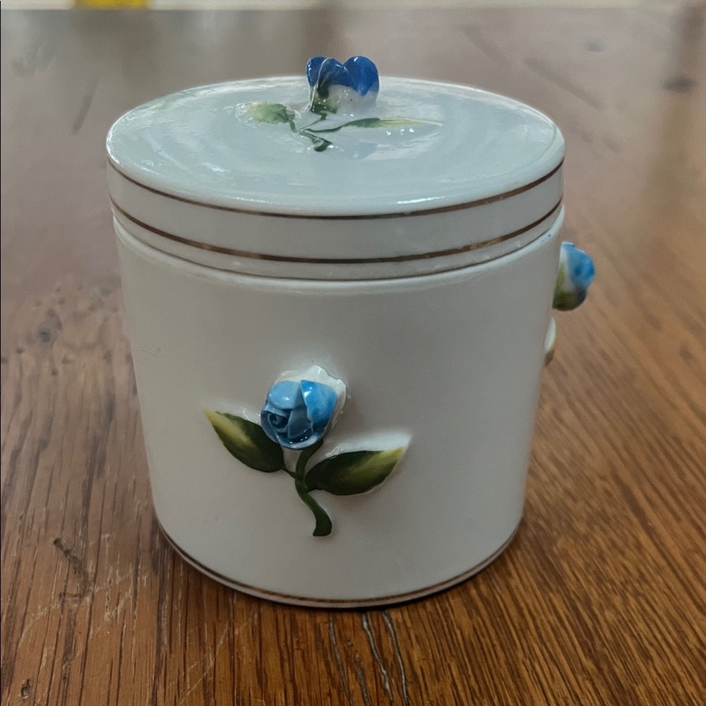 Vintage White Porcelain Trinket Box Blue Roses Gold Trim Cottagecore Vanity Jar